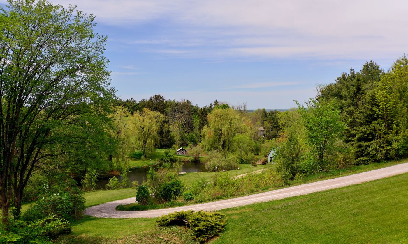 Luxury real estate and Country Homes for sale including horse farms and property in the Caledon and King City areas near Toronto