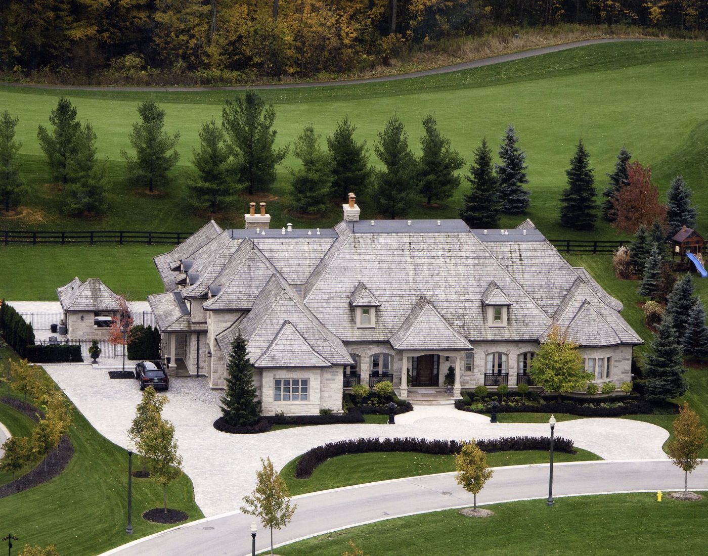 Luxury real estate and Country Homes for sale including horse farms and property in the Caledon and King City areas near Toronto