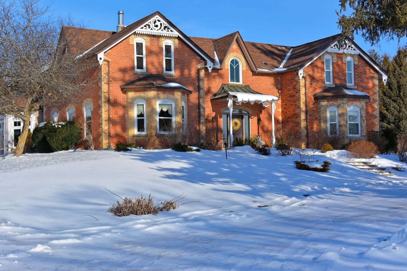 Luxury real estate and Country Homes for sale including horse farms and property in the Caledon and King City areas near Toronto