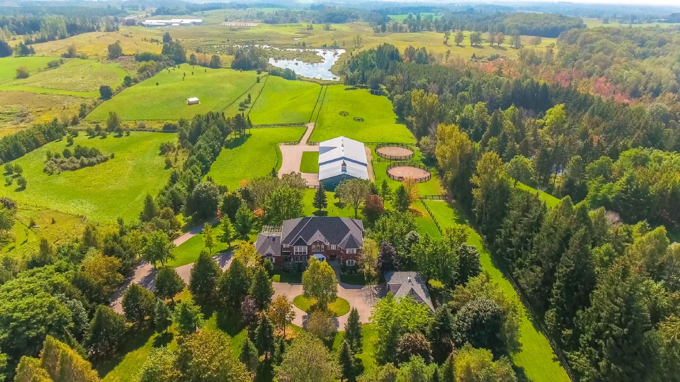 Luxury real estate and Country Homes for sale including horse farms and property in the Caledon and King City areas near Toronto