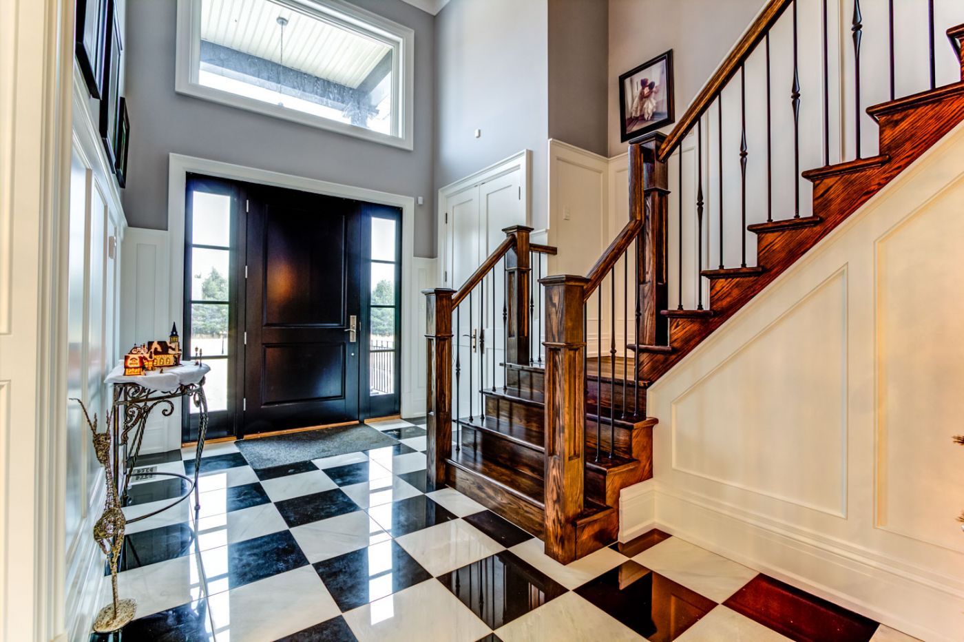 Luxury real estate and Country Homes for sale including horse farms and property in the Caledon and King City areas near Toronto