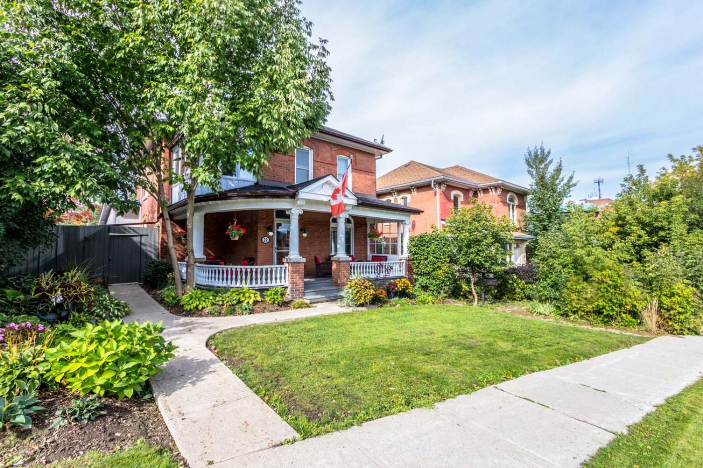 Luxury real estate and Country Homes for sale including horse farms and property in the Caledon and King City areas near Toronto