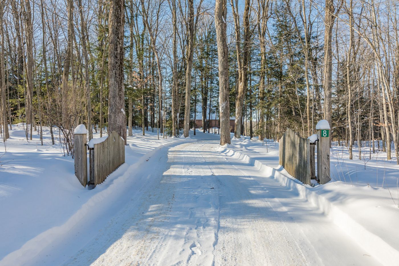Luxury real estate and Country Homes for sale including horse farms and property in the Caledon and King City areas near Toronto