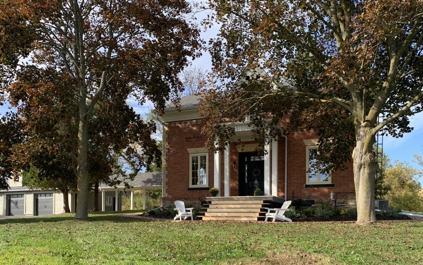 Luxury real estate and Country Homes for sale including horse farms and property in the Caledon and King City areas near Toronto