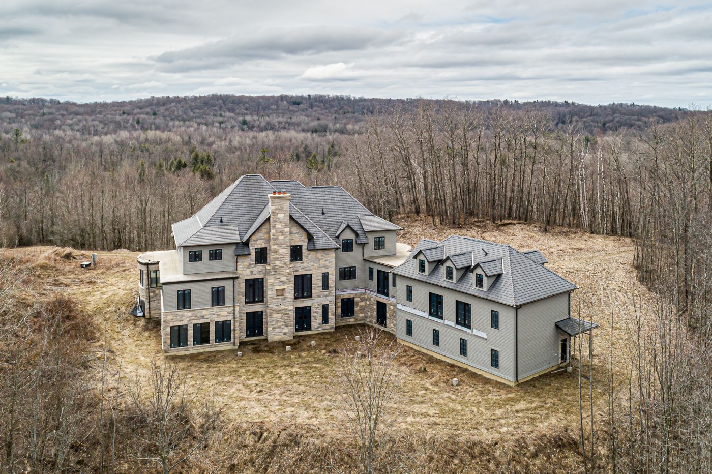 Luxury real estate and Country Homes for sale including horse farms and property in the Caledon and King City areas near Toronto