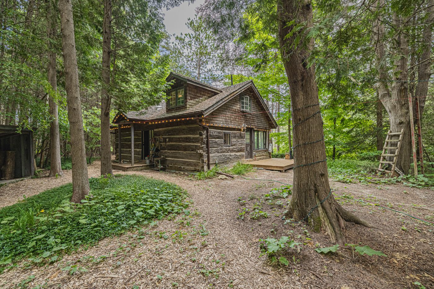 Luxury real estate and Country Homes for sale including horse farms and property in the Caledon and King City areas near Toronto