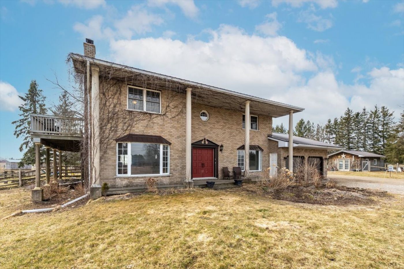 Luxury real estate and Country Homes for sale including horse farms and property in the Caledon and King City areas near Toronto