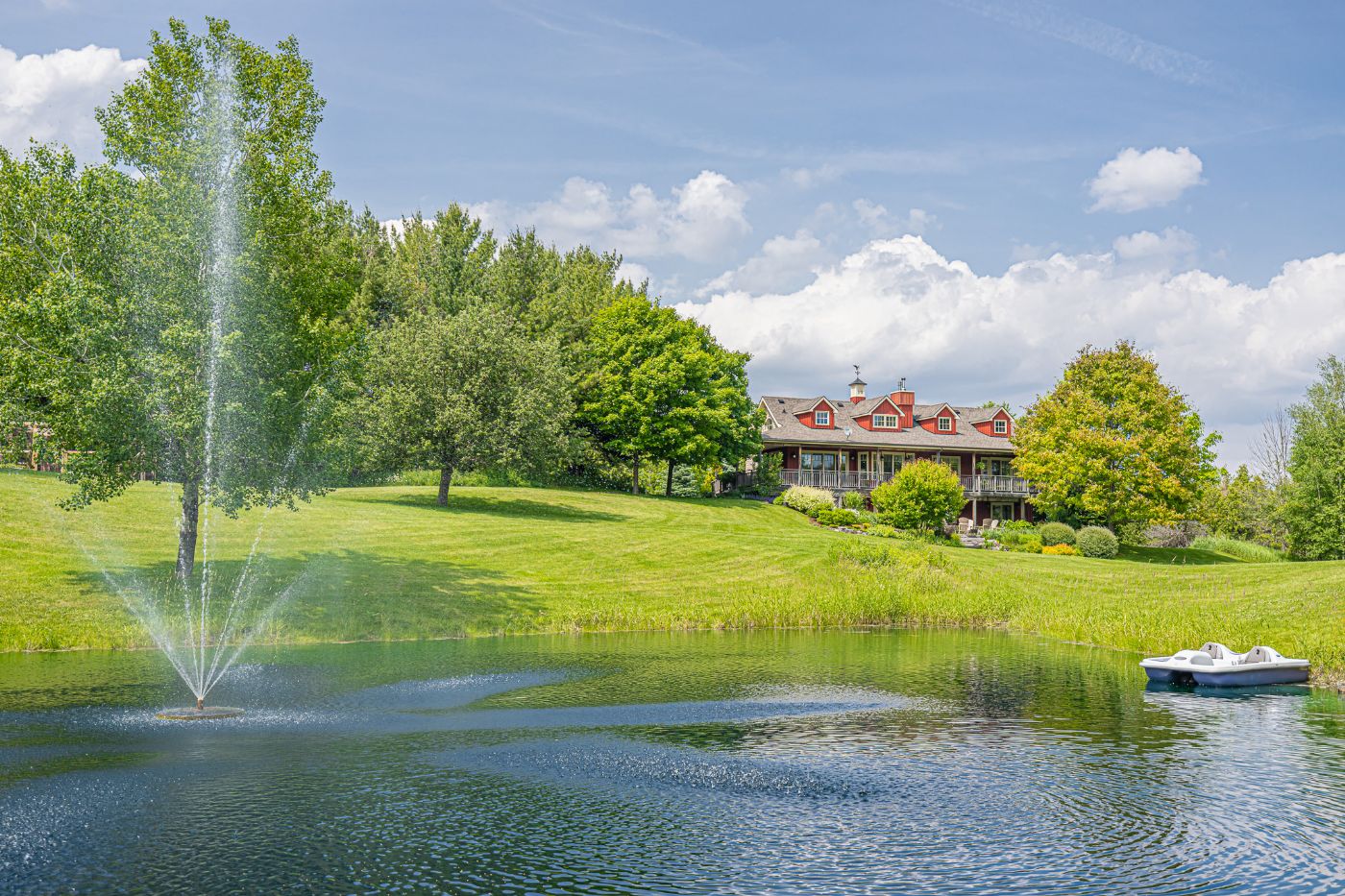 Luxury real estate and Country Homes for sale including horse farms and property in the Caledon and King City areas near Toronto