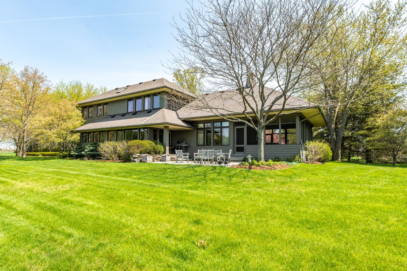 Luxury real estate and Country Homes for sale including horse farms and property in the Caledon and King City areas near Toronto