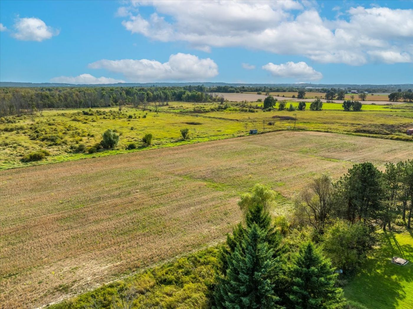Luxury real estate and Country Homes for sale including horse farms and property in the Caledon and King City areas near Toronto