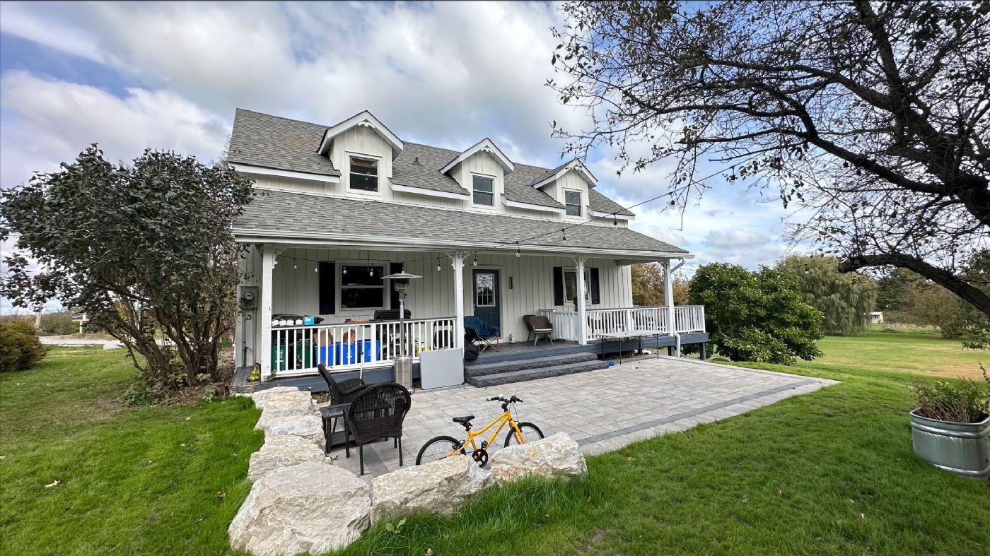 Luxury real estate and Country Homes for sale including horse farms and property in the Caledon and King City areas near Toronto
