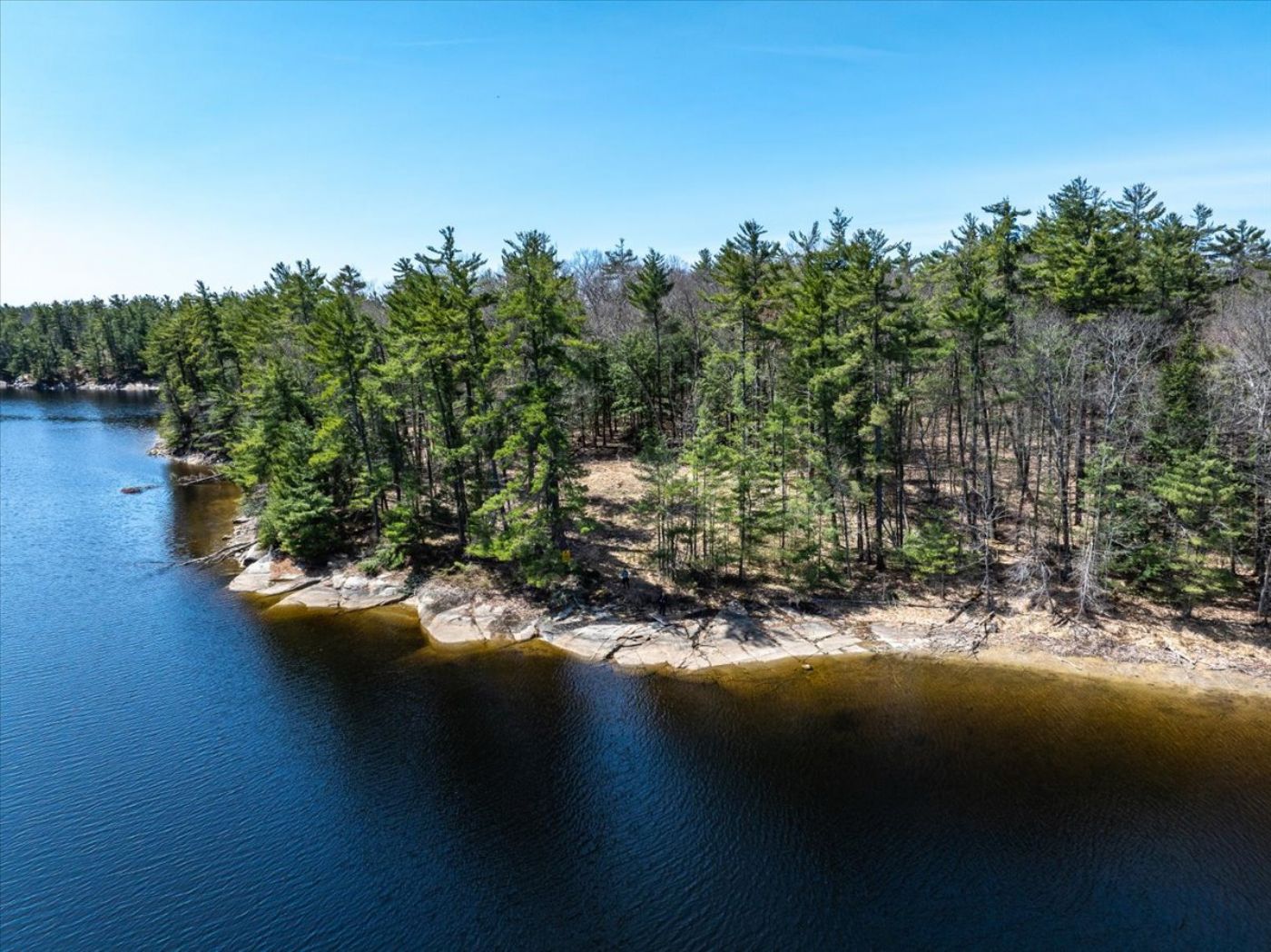 Luxury real estate and Country Homes for sale including horse farms and property in the Caledon and King City areas near Toronto