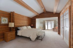 Master Bedroom - Country homes for sale and luxury real estate including horse farms and property in the Caledon and King City areas near Toronto