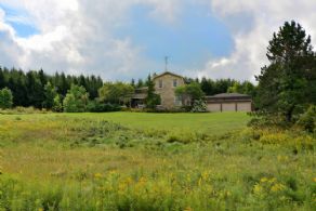 Front Exterior - Country homes for sale and luxury real estate including horse farms and property in the Caledon and King City areas near Toronto