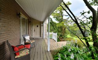 Front Porch - Country homes for sale and luxury real estate including horse farms and property in the Caledon and King City areas near Toronto
