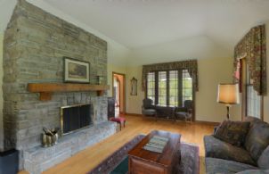 Living Room - Country homes for sale and luxury real estate including horse farms and property in the Caledon and King City areas near Toronto