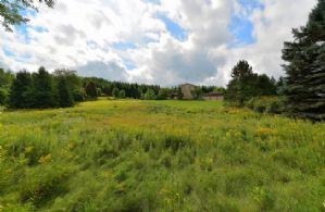 House View - Country homes for sale and luxury real estate including horse farms and property in the Caledon and King City areas near Toronto