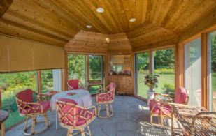 Hilltop Retreat, Mono Hills, Ontario, Canada - Country homes for sale and luxury real estate including horse farms and property in the Caledon and King City areas near Toronto