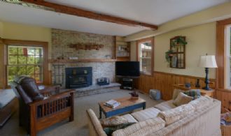 Family Room - Country homes for sale and luxury real estate including horse farms and property in the Caledon and King City areas near Toronto