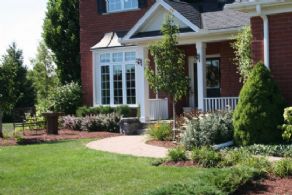 Front Entrance - Country homes for sale and luxury real estate including horse farms and property in the Caledon and King City areas near Toronto