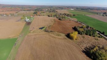 Bolton Acreage, Caledon, Ontario, Canada - Country homes for sale and luxury real estate including horse farms and property in the Caledon and King City areas near Toronto
