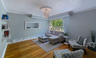 Schomberg Farm, Schomberg, King - Country homes for sale and luxury real estate including horse farms and property in the Caledon and King City areas near Toronto
