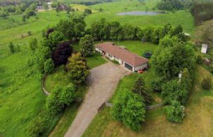 Falcon Ridge, King - Country Homes for sale and Luxury Real Estate in Caledon and King City including Horse Farms and Property for sale near Toronto