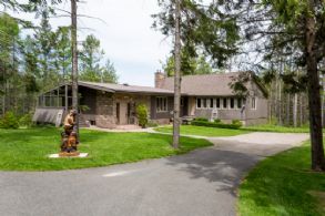 Caretaker's Residence - Country homes for sale and luxury real estate including horse farms and property in the Caledon and King City areas near Toronto