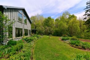 Central King Location, King - Country homes for sale and luxury real estate including horse farms and property in the Caledon and King City areas near Toronto