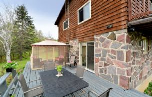 Country Retreat, Mono, Mono, Ontario, Canada - Country homes for sale and luxury real estate including horse farms and property in the Caledon and King City areas near Toronto