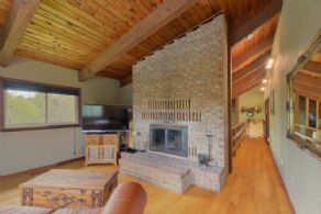 Country Retreat, Mono, Mono, Ontario, Canada - Country homes for sale and luxury real estate including horse farms and property in the Caledon and King City areas near Toronto