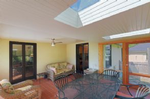 Solarium - Country homes for sale and luxury real estate including horse farms and property in the Caledon and King City areas near Toronto