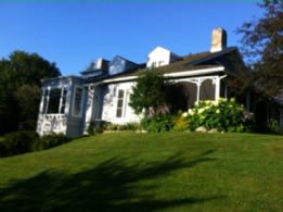 Patio - Country homes for sale and luxury real estate including horse farms and property in the Caledon and King City areas near Toronto