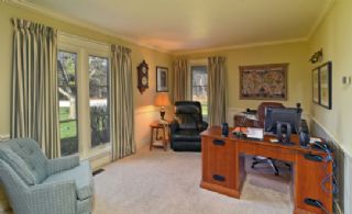 Office - Country homes for sale and luxury real estate including horse farms and property in the Caledon and King City areas near Toronto