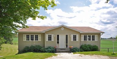 Guesthouse - Country homes for sale and luxury real estate including horse farms and property in the Caledon and King City areas near Toronto