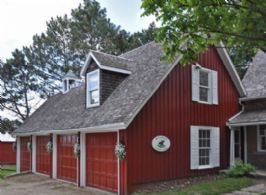 Garage - Country homes for sale and luxury real estate including horse farms and property in the Caledon and King City areas near Toronto
