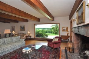 Greatroom - Country homes for sale and luxury real estate including horse farms and property in the Caledon and King City areas near Toronto