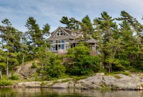 Lumsden Island, The Archipelago Georgian Bay - Country homes for sale and luxury real estate including horse farms and property in the Caledon and King City areas near Toronto