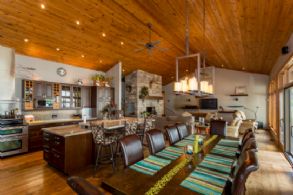 Pleasant Point, Carling, Snug Harbour - Country homes for sale and luxury real estate including horse farms and property in the Caledon and King City areas near Toronto
