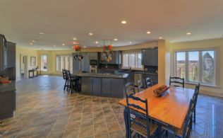 Kitchen - Country homes for sale and luxury real estate including horse farms and property in the Caledon and King City areas near Toronto