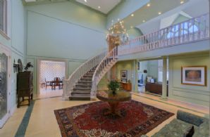 Entrance Foyer - Country homes for sale and luxury real estate including horse farms and property in the Caledon and King City areas near Toronto