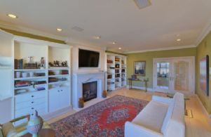 Library - Country homes for sale and luxury real estate including horse farms and property in the Caledon and King City areas near Toronto