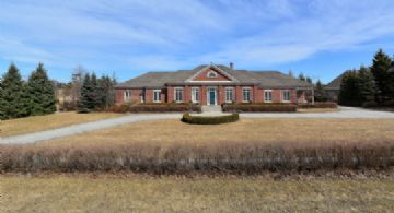 Fairfield, King, King, Ontario, Canada - Country homes for sale and luxury real estate including horse farms and property in the Caledon and King City areas near Toronto