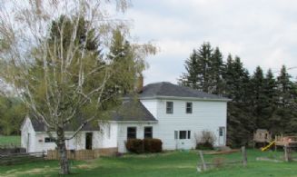 2nd House - Country homes for sale and luxury real estate including horse farms and property in the Caledon and King City areas near Toronto
