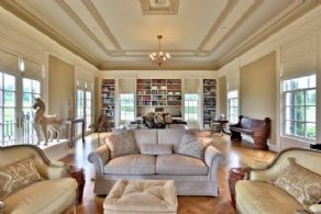 Library - Country homes for sale and luxury real estate including horse farms and property in the Caledon and King City areas near Toronto