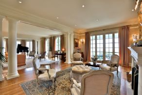 Reception Room - Country homes for sale and luxury real estate including horse farms and property in the Caledon and King City areas near Toronto