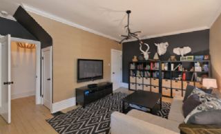 Living Room - Country homes for sale and luxury real estate including horse farms and property in the Caledon and King City areas near Toronto