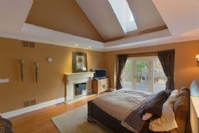 16th Sideroad, King, King, Ontario, Canada - Country homes for sale and luxury real estate including horse farms and property in the Caledon and King City areas near Toronto