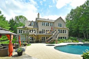 16th Sideroad, King, King, Ontario, Canada - Country homes for sale and luxury real estate including horse farms and property in the Caledon and King City areas near Toronto