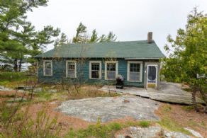 Main Cottage East Elevation - Country homes for sale and luxury real estate including horse farms and property in the Caledon and King City areas near Toronto